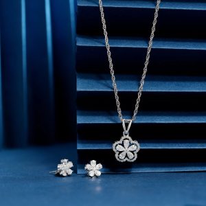 925 unique flower with small cz stones